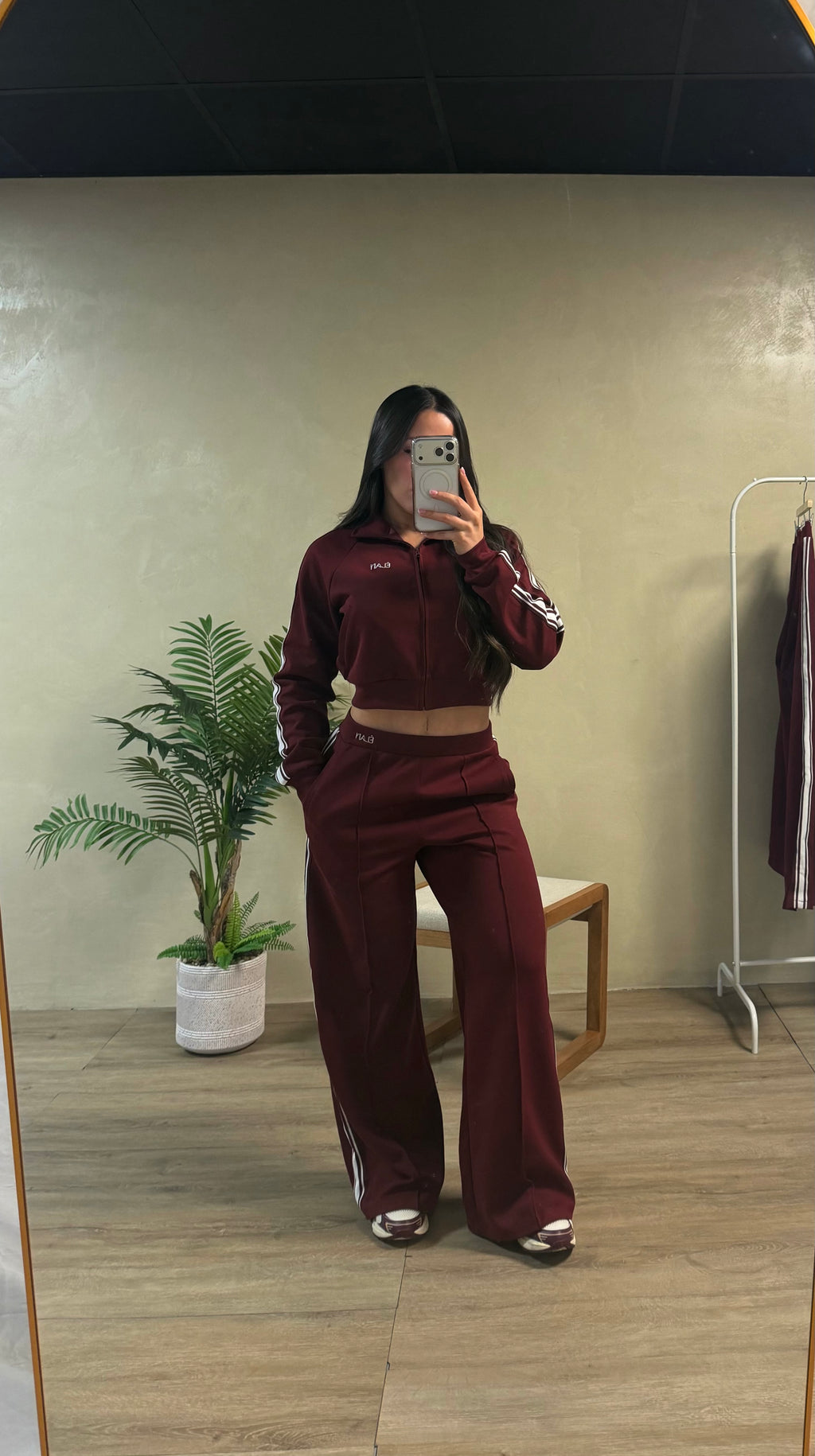 BURGUNDY SWEATPANTS SET