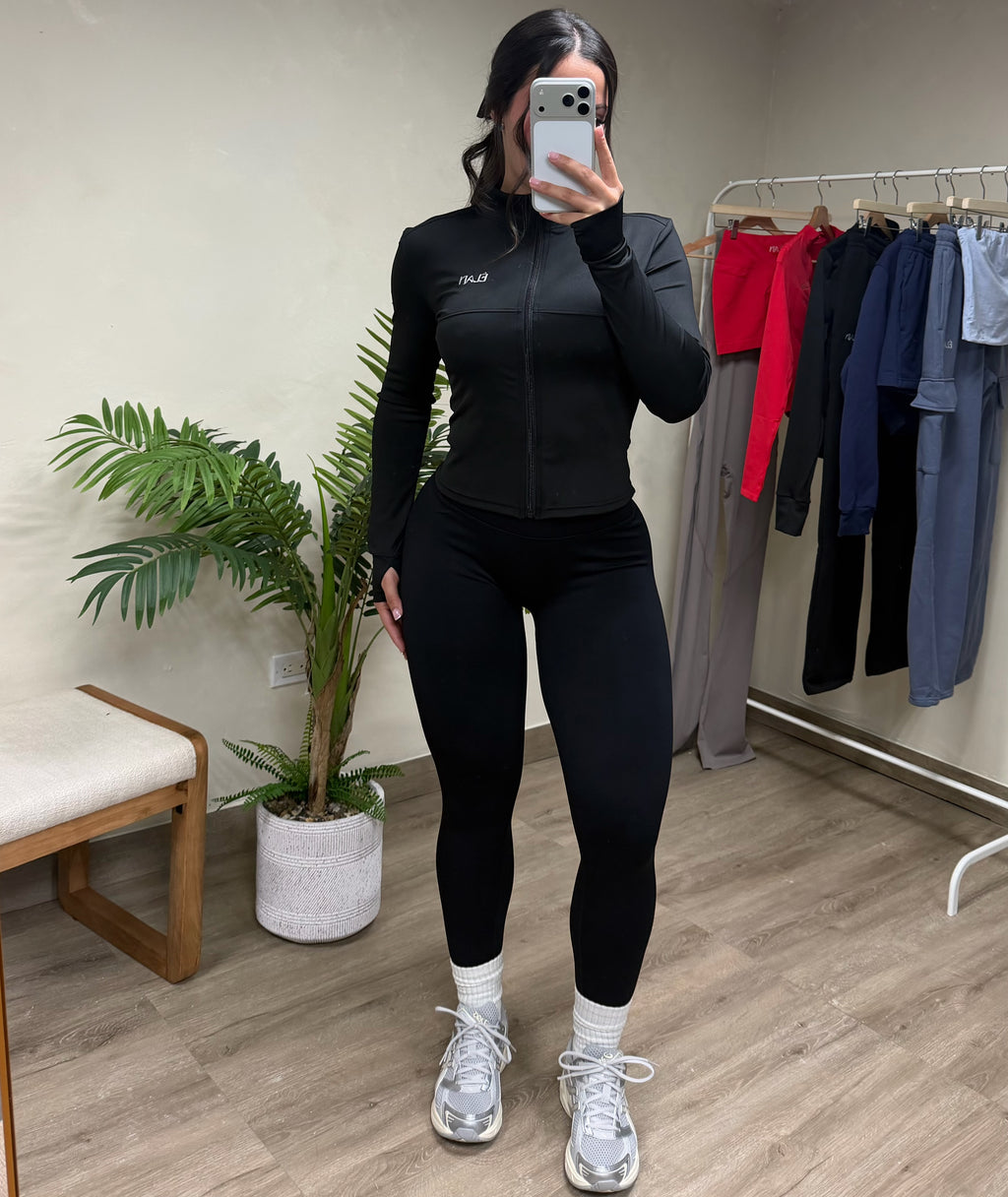 BLACK SET