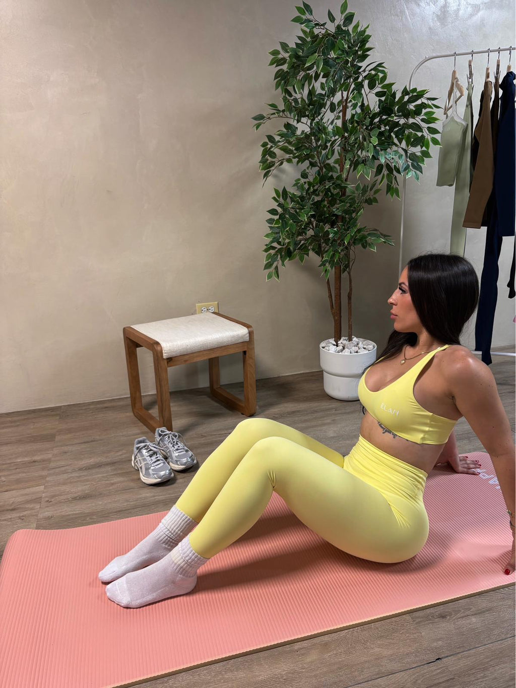 LIGHT YELLOW SET